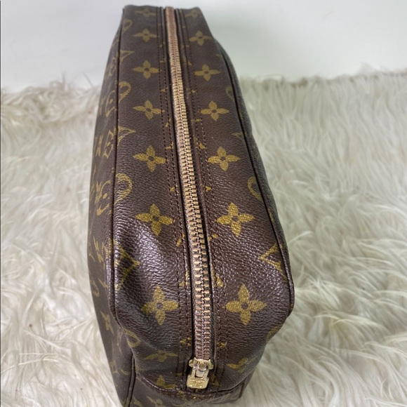Auth LOUIS VUITTON Trousse Toilette 28 Unisex - Picture 9 of 16